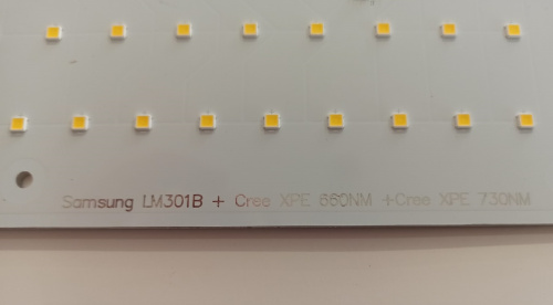 Фото LED комплект Quantum board 240 Вт Samsung lm301b+Cree XPE660+Cree XPE730 Две панели по 120w
